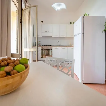 Οικια Авола